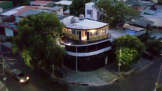 Treehouse Magical In the heart of City - San Salvador - 4