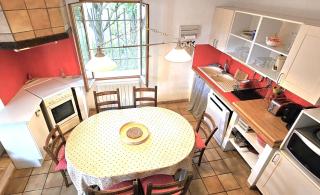 Maison provençale au milieu des champs - Robion en Luberon - 3