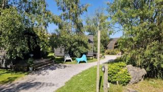 The Little Hide - Adult Only Camping Pods - Wigginton - 5