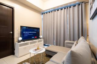 Florence Mc Kinley Spacious 2 Bedroom, 2 balcony nr Mall, T3 airport - Manila - 2