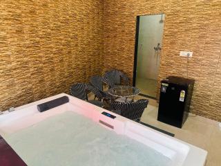 hotel deep palace - Varanasi - 5