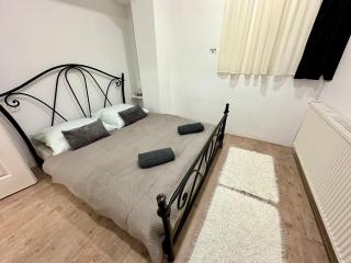 Studio X Apartman - Pécs - 9
