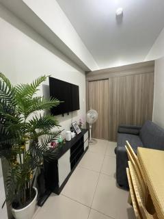 Entire unit with balcony at SMDC Field Residences, behind Sucat near NAIA - Manila - 6