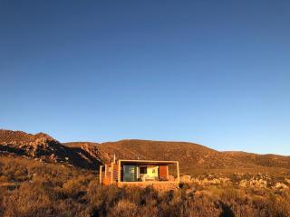Bokmakierie Cabin, Tankwa Karoo - Breede River DC - 0
