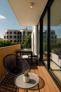 Seaside Retreat 2BR with Terrace TLV By SweetyGuest - 4