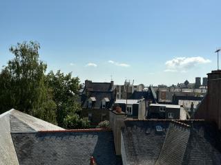 T2 dans le quartier Saint-Michel de Saint Brieuc Vue sur les toits - 9