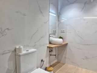 Spacious 75m Family Apt near AVE and Free Parking - Valencia - 6