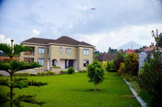 Isange Guest House - Nalakonge - 6