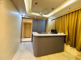 Hotel BK Palace AC Rooms - Vadodara - 9