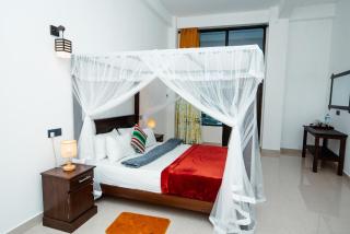 Adams Peak Inn - Nallathanniya - 0