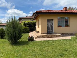 Vyara Holiday Home - Krapets - 9