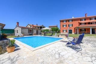 Apartments with swimming pool CASA ROSSA - Umag - 4