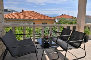 Apartments Mandalena with terrace, 1 min walk to the beach - Supetar - 0