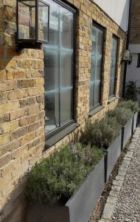 Studio with kitchen nestled lovely wooded cul du sac - New Malden - 4