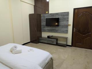 White Moon BNB - Millennium - National Stadium - Karachi - Dargai - 6