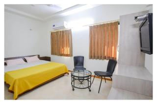 Hotel Metro - Rajkot - 0