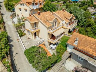 Rustic home - Villa Elena - Kamenari - 0
