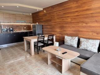 Sea View 1 Bedroom Apartment - Pool & Free Parking - Kavarna - Kavarna - 9