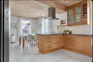Large house with pool and hot tub at Värmlandsnes - Säffle - 4