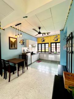 Minions In The Hills - 7