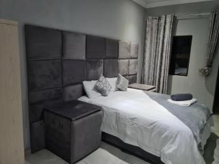 Bethlehem Guest House - 1