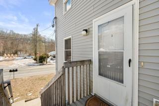 Spacious Apt near Beaches/Westerly/ Mystic - Stonington - 2