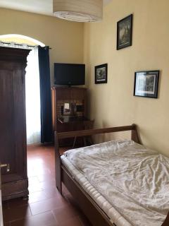 Apartment Single in Villa - - 0