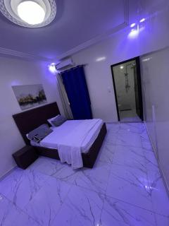 HAPPINESS HOUSE'S sn - Dakar - 8