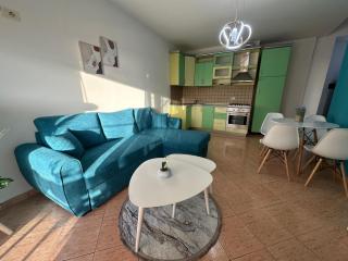 Seaside Bliss Golem - 6