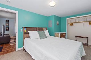 August Apartment - Stonington - 7