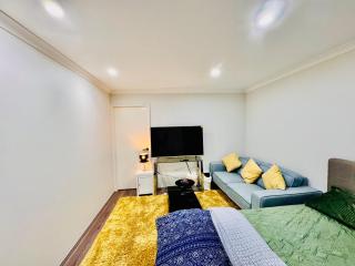 Modern King Suite on Swan Valley Doorstep - West Swan - 8