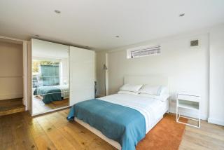 Fantastic 3 Bedroom Flat West Hampstead - 5