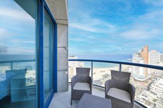 Large suite with kitchen and private parking in Isrotel tower Tel Aviv - Tel Aviv - 9