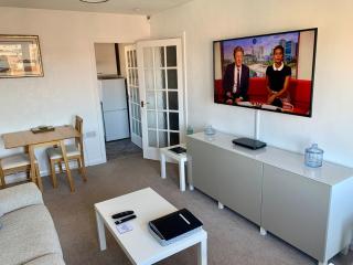 NEW Superb One Bedroom Getaway in Dysart Kirkcaldy - Kirkcaldy - 0