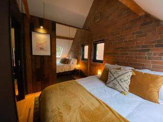 Stunning 3BD Character House near Coleshill - Birmingham - 9