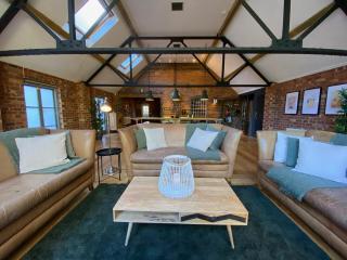 Stunning 3BD Character House near Coleshill - Birmingham - 0