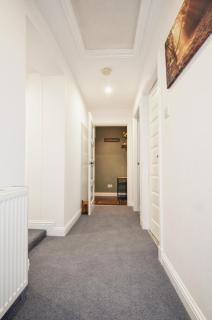 Charming 2 Bedroom Flat in the Heart of Kirriemuir - Kirriemuir - 1