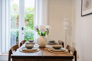 Large 3 Bedroom House with Parking and Garden Nr City Centre Great for Groups and Families - Cardiff - 6