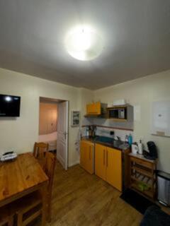 Chez Cyril et Angelique - 1