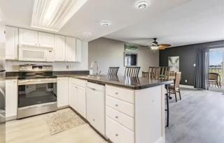Relaxing Beachside Condo with Pool in Indian Shores! - Clearwater Beach - 1
