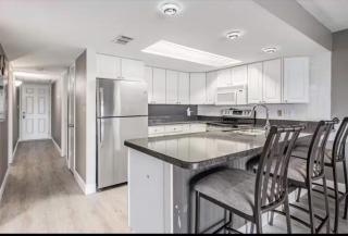 Relaxing Beachside Condo with Pool in Indian Shores! - Clearwater Beach - 4