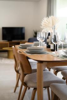 Stylish 2BR Pool & Balcony - Fuengirola - 4