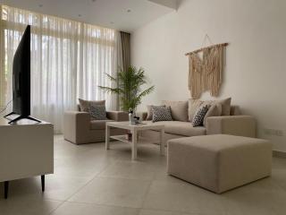 By Regypt Wide Garden With New Finishing - Il Cairo - 8