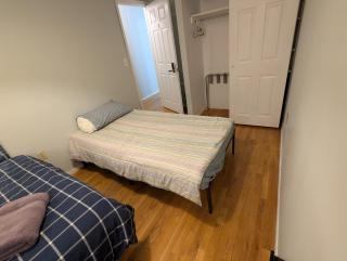 Stay & Play RED ROOM Adult Homestay in Williamsburg - Brooklyn - 7