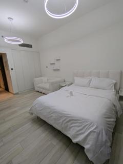 Nice Studio for rent at Jumeirah Village Circle Dubai - 9