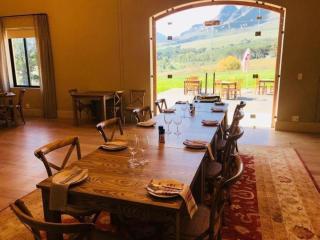 Yonder Hill Accommodation - Raithby - 2