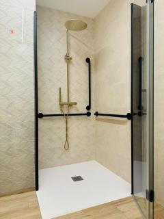 Spacious, Designer & Bright Flat - Valencia - 5
