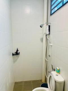 Cozy Home Aman Selesa Netflix Wifi Usm - Parit Buntar - 3