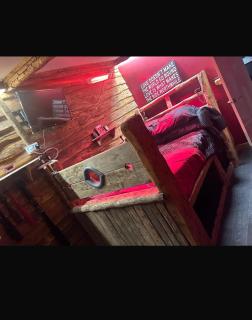 Discreet Kinks - Newport - 8