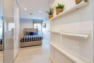 Modern 2 Double Bedrooms peaceful flat with roof terrace and parking - Londra - 4